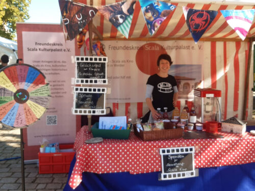 Steffi am Stand beim Festival für ein weltoffenes Werder