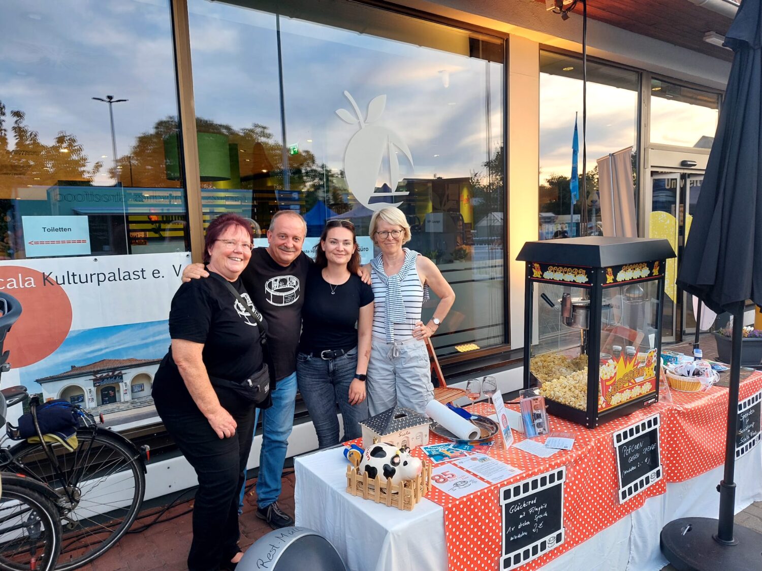 Britta, Jens, Yvonne und Evelyn