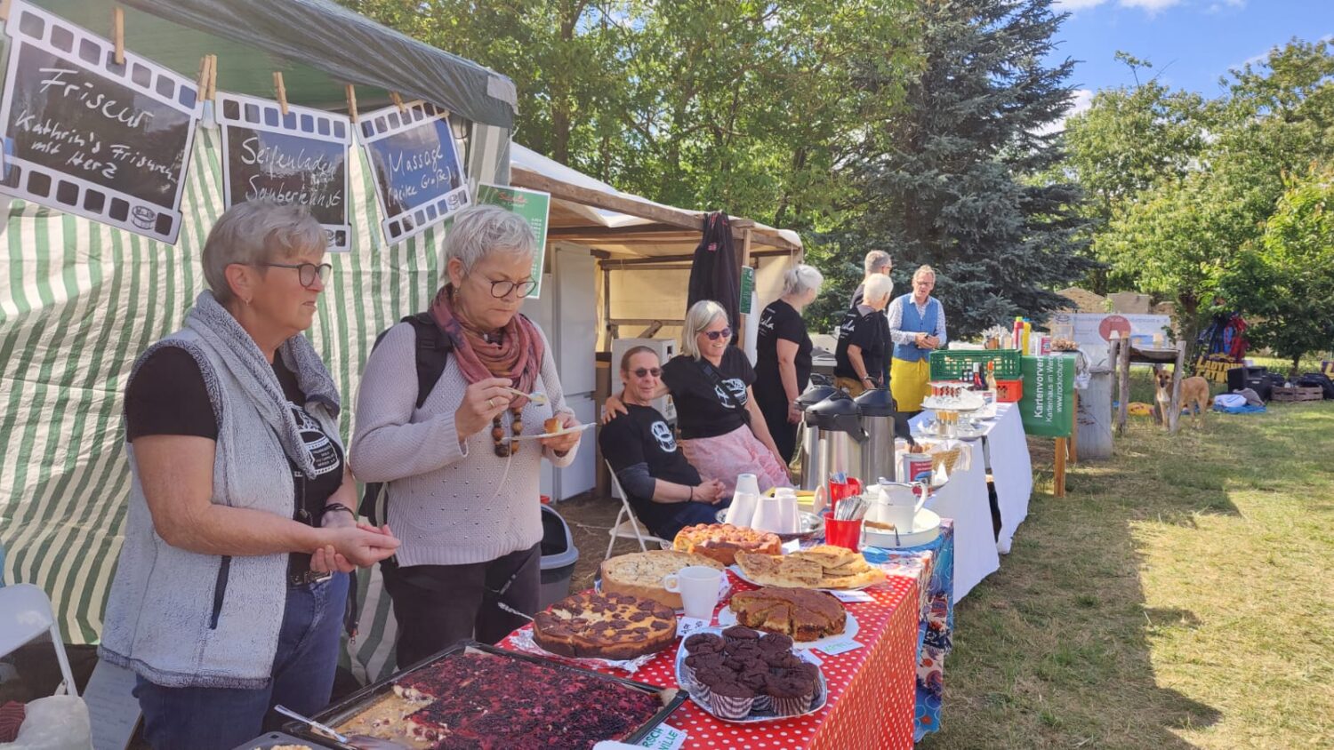 Am Kuchenstand