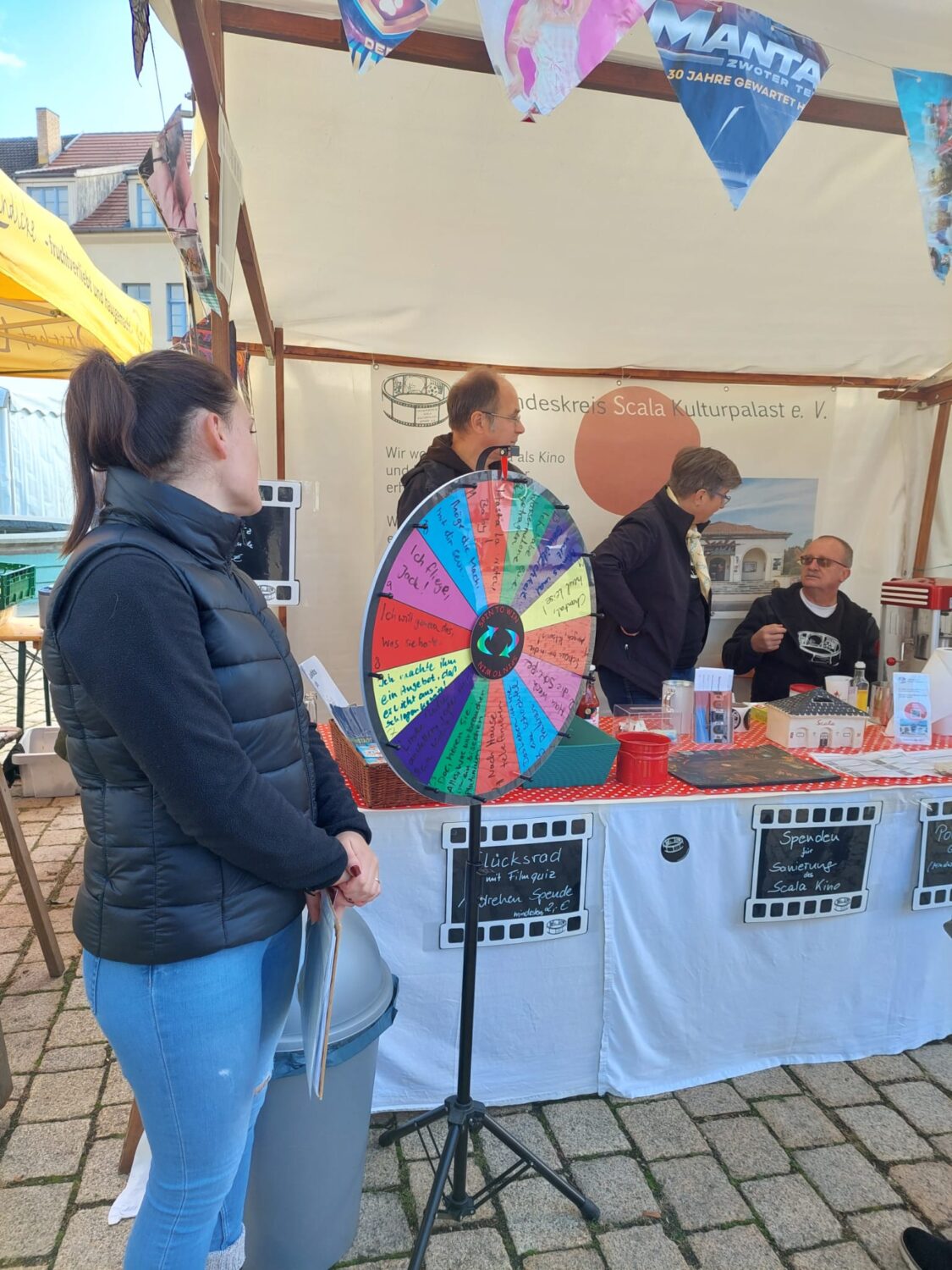 Glücksrad am Stand bei der Veranstaltung "FestEssen"